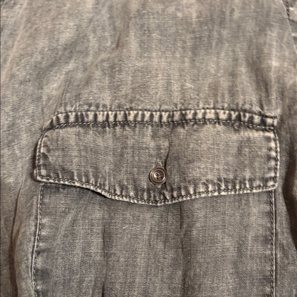 Jane and Delancy and Alexander Jordan women’s button down long sleeve shirts - Picture 5 of 7
